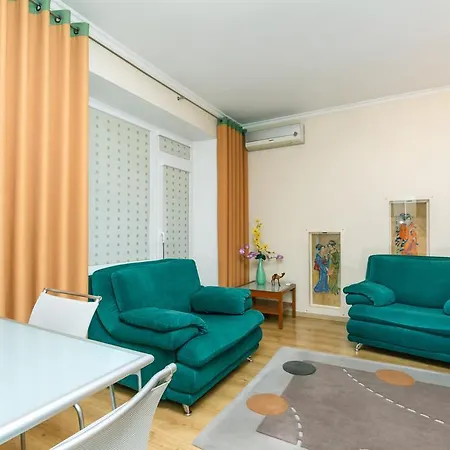 On Independence Square Apartment Kyiv