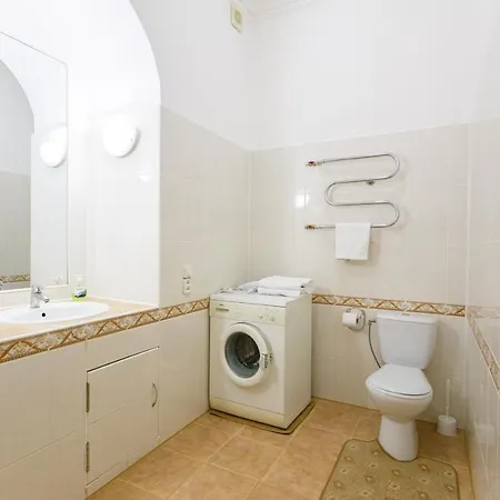 Apartment On Independence Square Kyiv